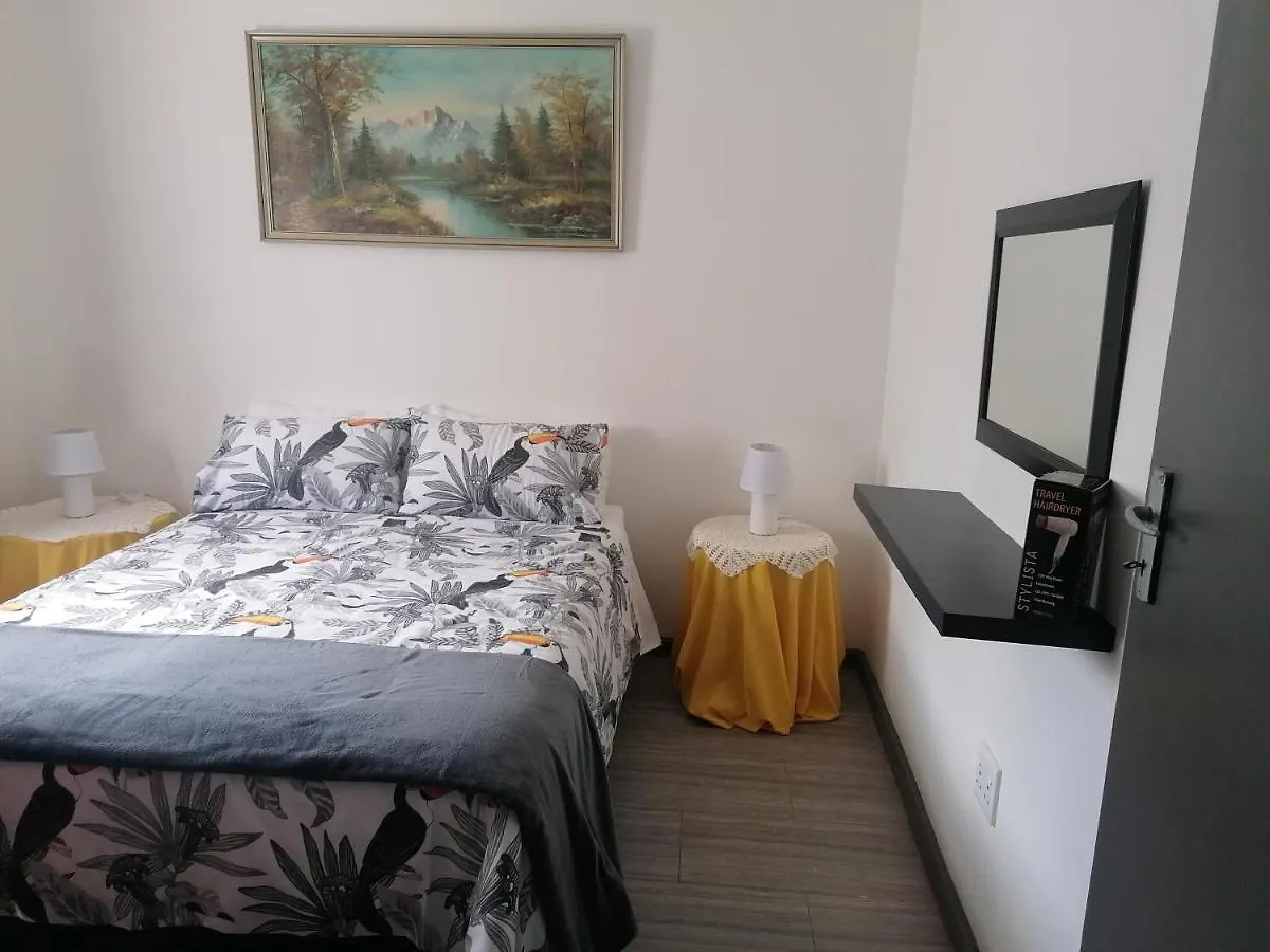 Kosies Nest Gastehuis Kapstadt 0*,  Südafrika